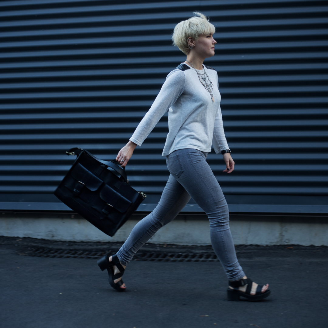 Neosino Face Lift Roll-On – Anti-Aging Pflege für unterwegs mit kühlendem Applikator