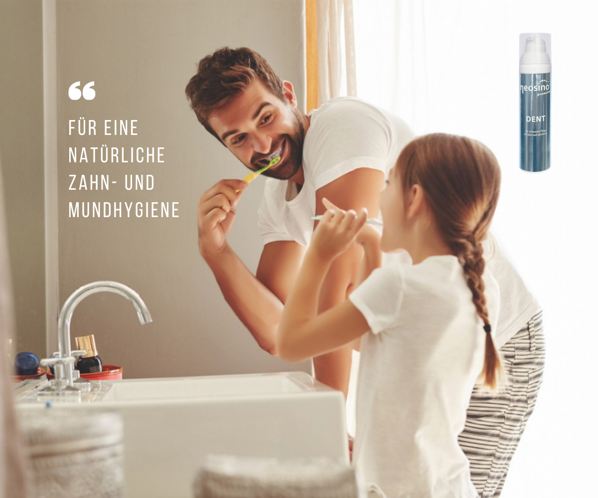 Vater und Tochter putzen Zähne – natürliche Zahnpflege für die ganze Familie mit Neosino